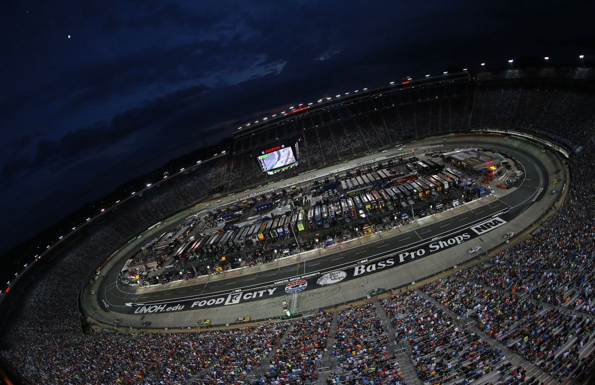 Monster Energy NASCAR Cup Series Bass Pro Shops NRA Night Race