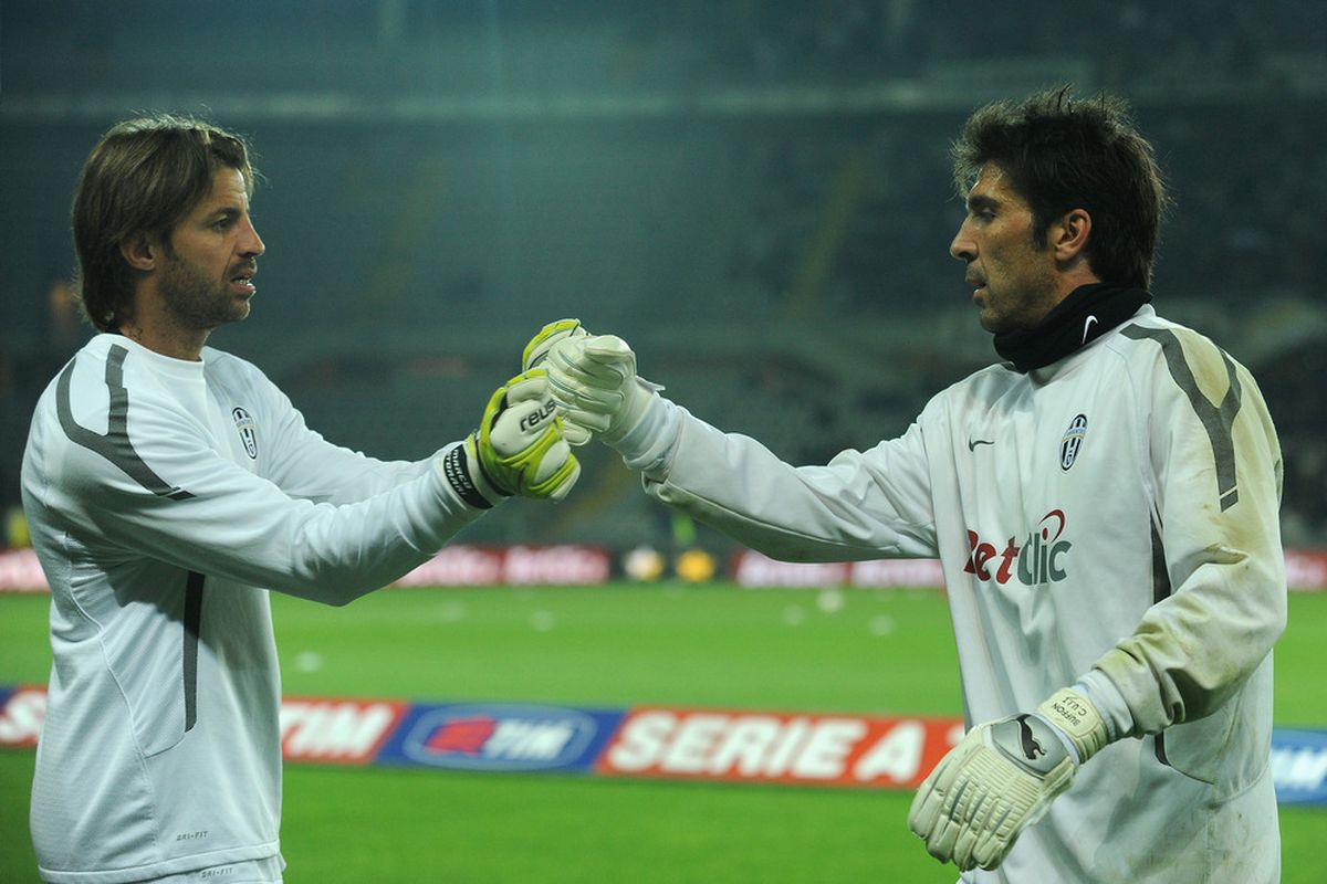 TURIN, ITALY - APRIL 23:  Marco Storari (L) and Gianluigi Buffon of Juventus FC prior to the Serie A match between Juventus FC and Catania Calcio at Olimpico Stadium on April 23, 2011 in Turin, Italy.  (Photo by Valerio Pennicino/Getty Images)