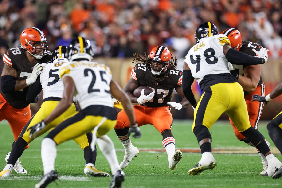 Pittsburgh Steelers vs. Cleveland Browns - 4th Quarter Game Thread - Dawgs  By Nature
