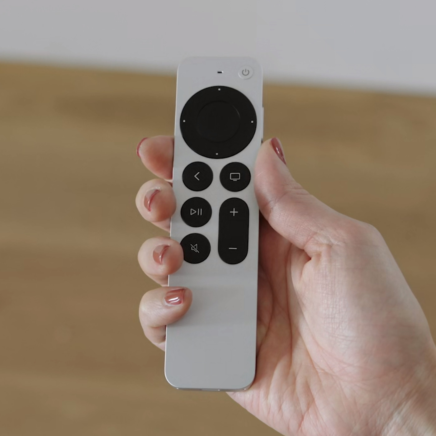 Basura edificio Abolladura Apple unveils a redesigned remote for its new Apple TV 4K - The Verge