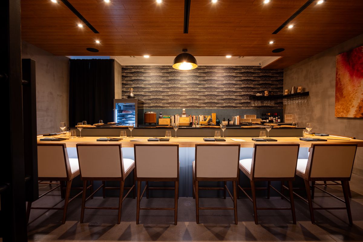 A Japanse omakase dining room.