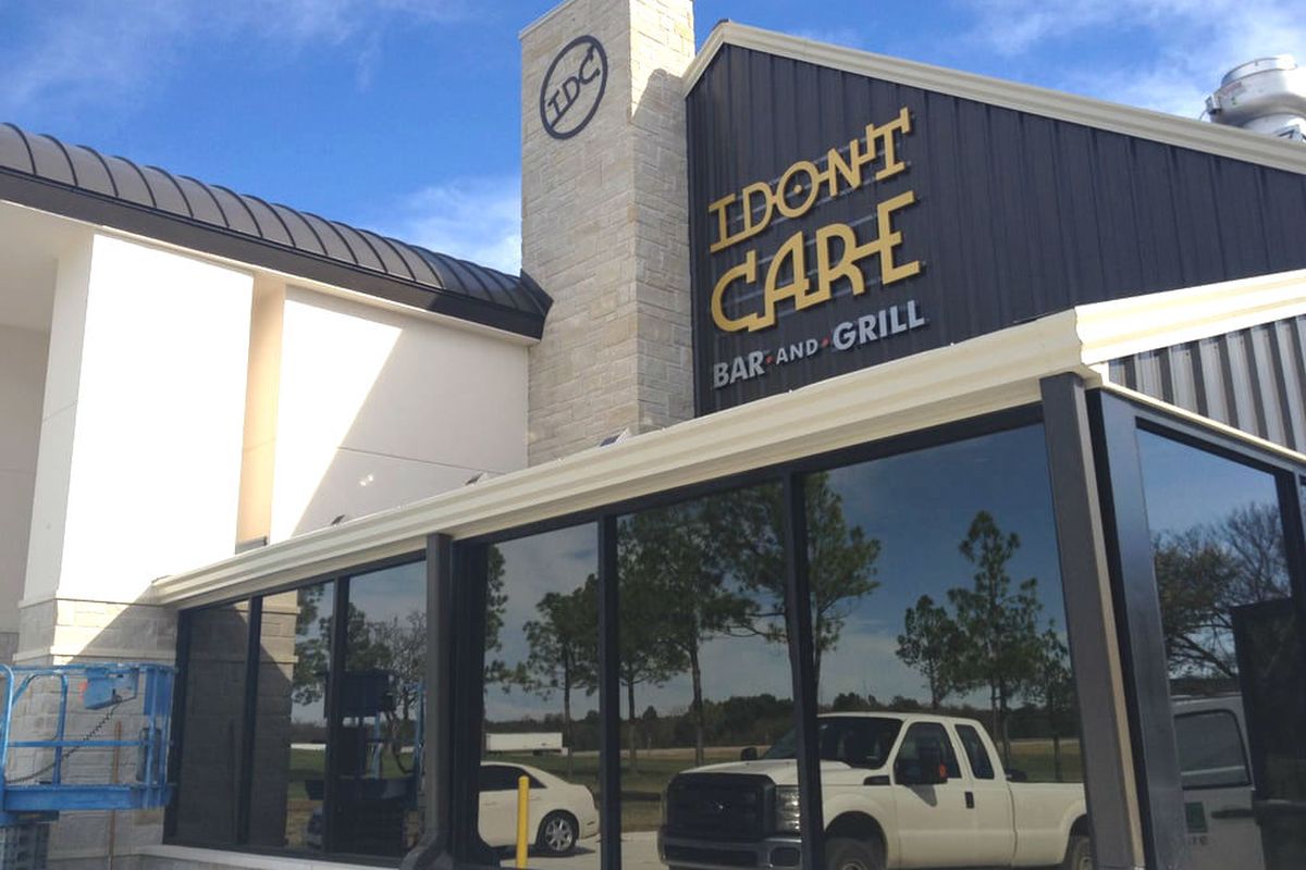 The exterior of I Don’t Care Bar &amp; Grill in Catoosa, OK