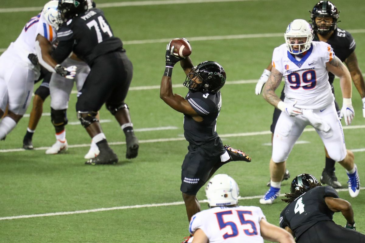 Melquise Stovall of the Hawaii Rainbow Warriors makes a catch during the second half against the Boise State Broncos at Aloha Stadium on November 21, 2020 in Honolulu, Hawaii.