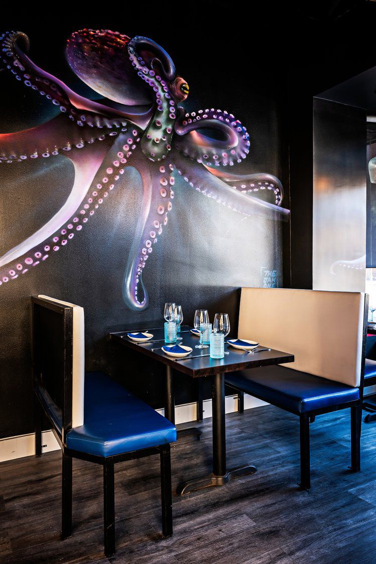An octopus mural