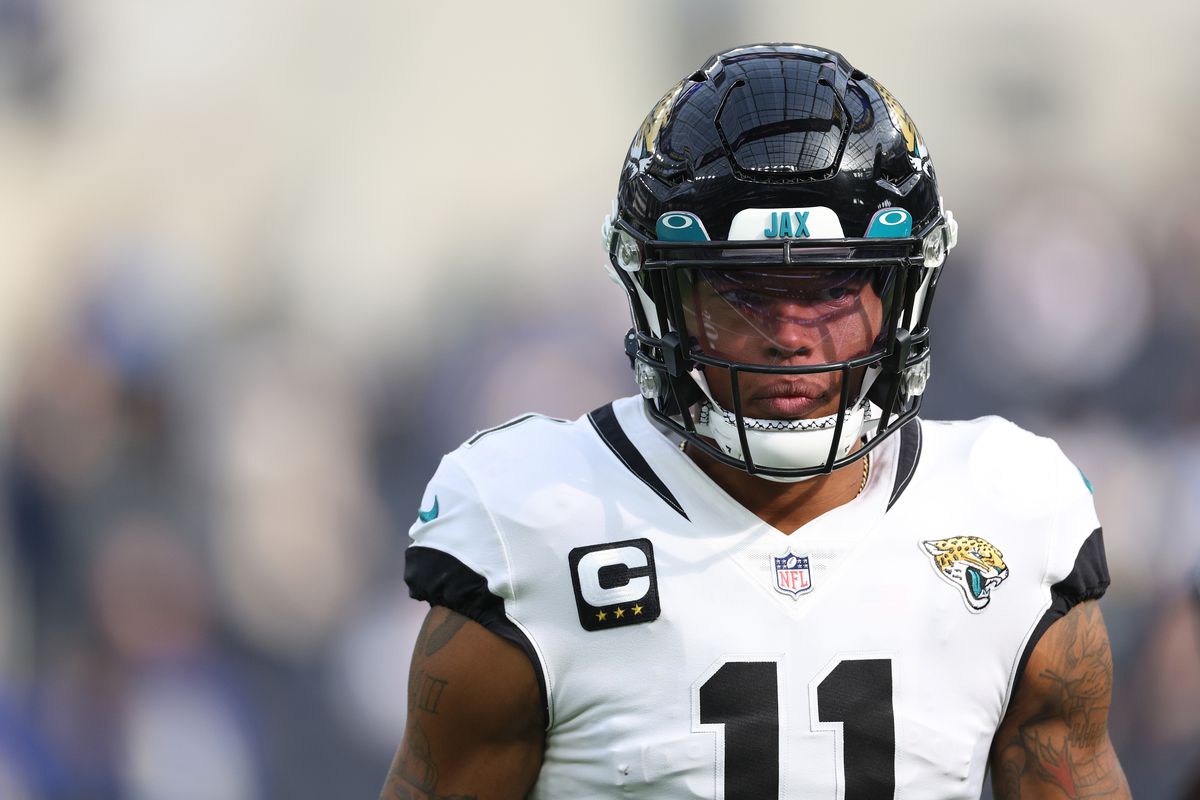 Marvin Jones #11 of the Jacksonville Jaguars warms up before the game against the Los Angeles Rams at SoFi Stadium on December 05, 2021 in Inglewood, California.