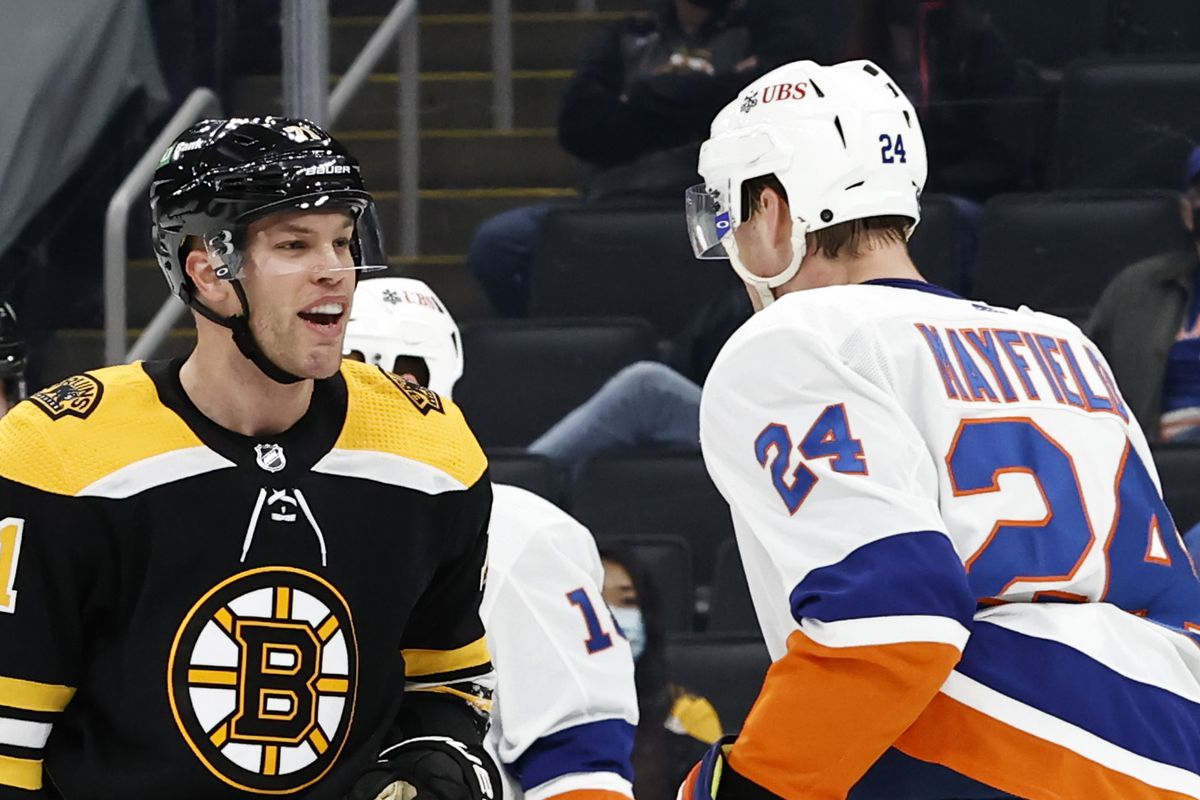 NHL: MAY 10 Islanders at Bruins