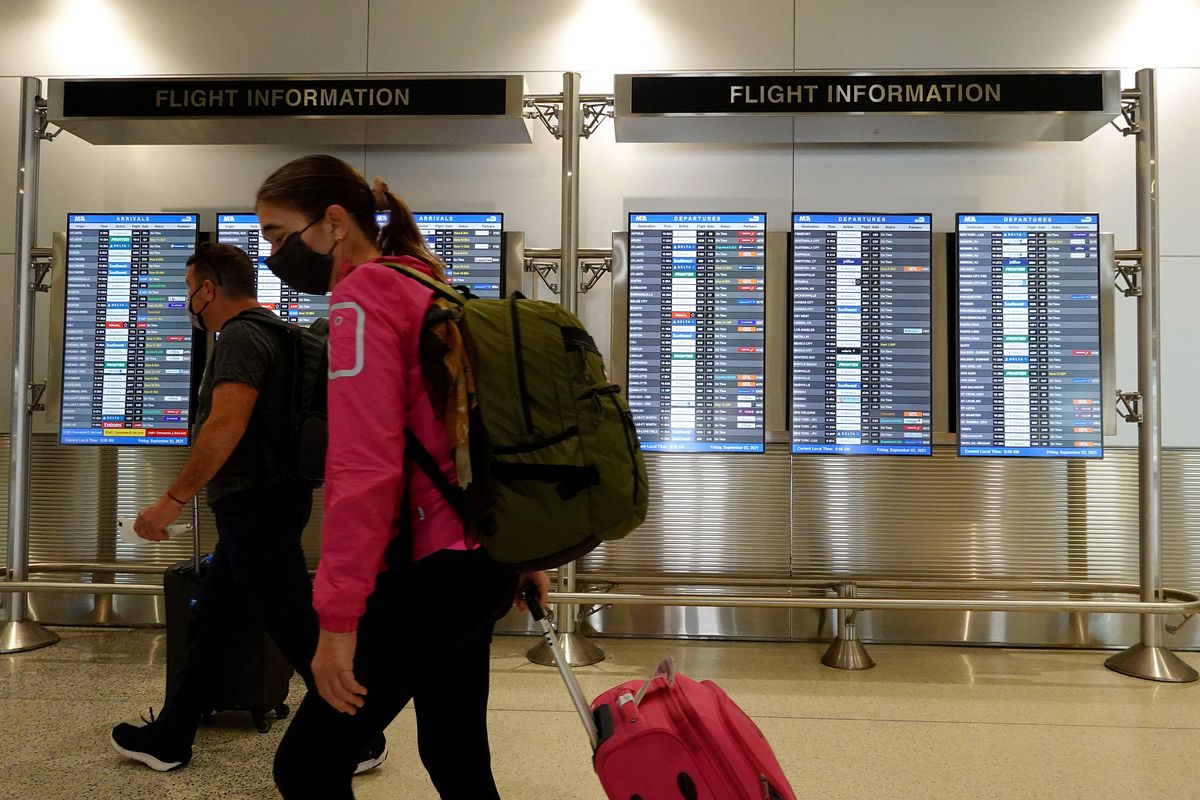 Americans travel ahead of Labor Day weekend as CDC recommends staying home unvaccinated