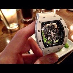 Maddox is one of the first to purchase the <a href="http://racked.com/tags/iwatch">iWatch</a>. 