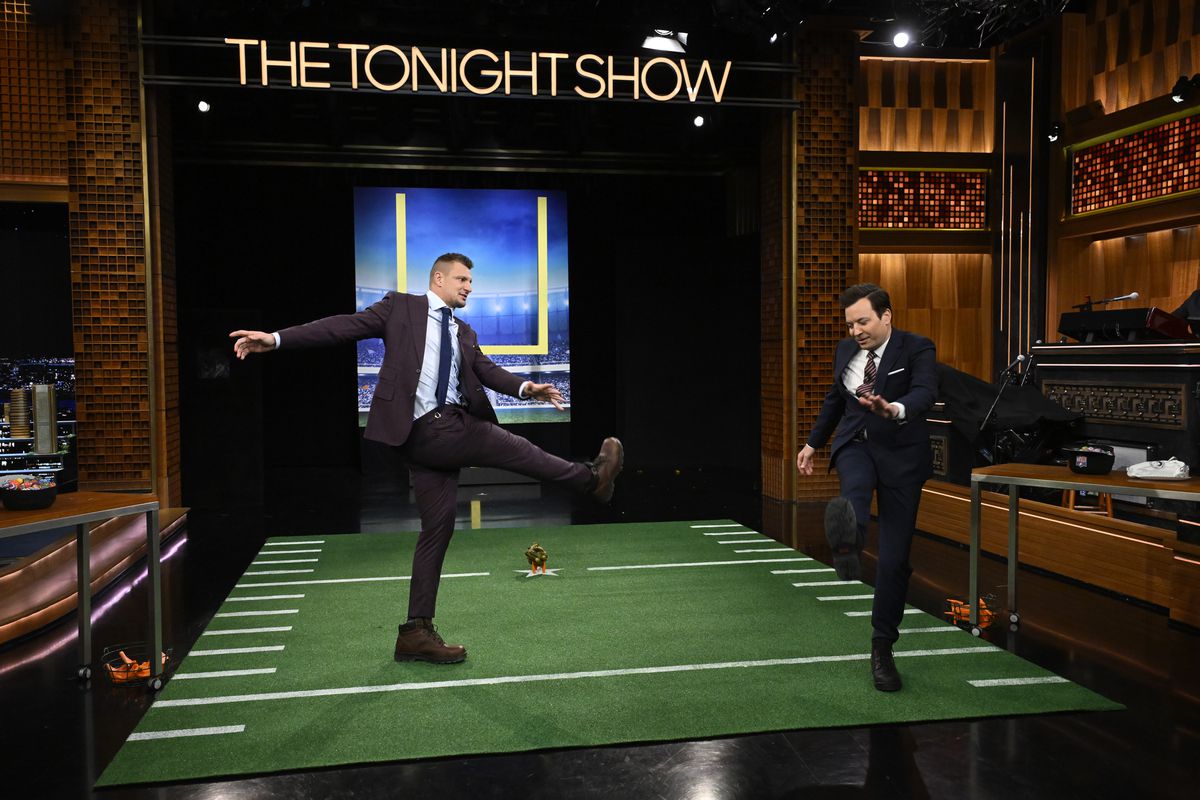 THE TONIGHT SHOW STARRING JIMMY FALLON — Episode 1912 — Pictured: (l-r) Former football player Rob Gronkowski and host Jimmy Fallon during the “Random Object Field Goal Contest” on Monday, January 29, 2024