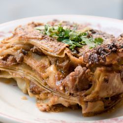Lasagna at Porchetta by <a href="http://www.flickr.com/photos/foodinmouth/5241193328/in/pool-29939462@N00/">food_in_mouth</a>