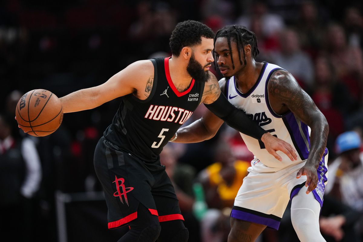 Sacramento Kings v Houston Rockets