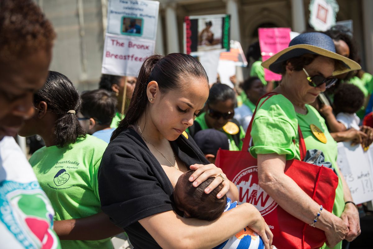 Rally at New York's City Hall celebrates public breastfeeding Law