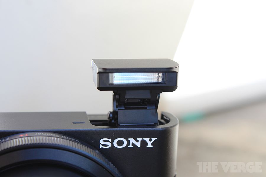 Sony Cyber-shot DSC-RX100 offers a 1-inch, 20.2-megapixel sensor and f