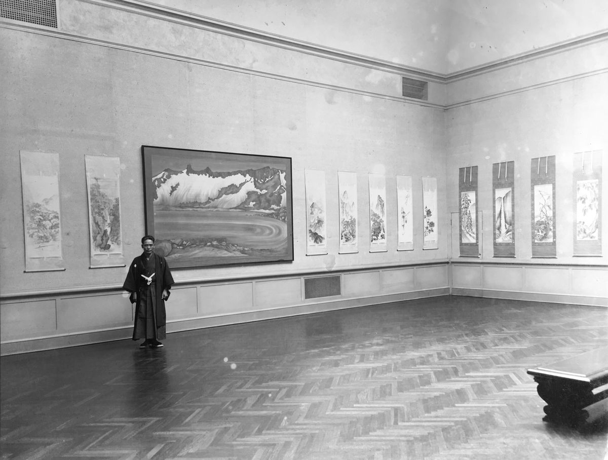 Chiura Obata at the California Palace of Legion of Honor in 1931.
