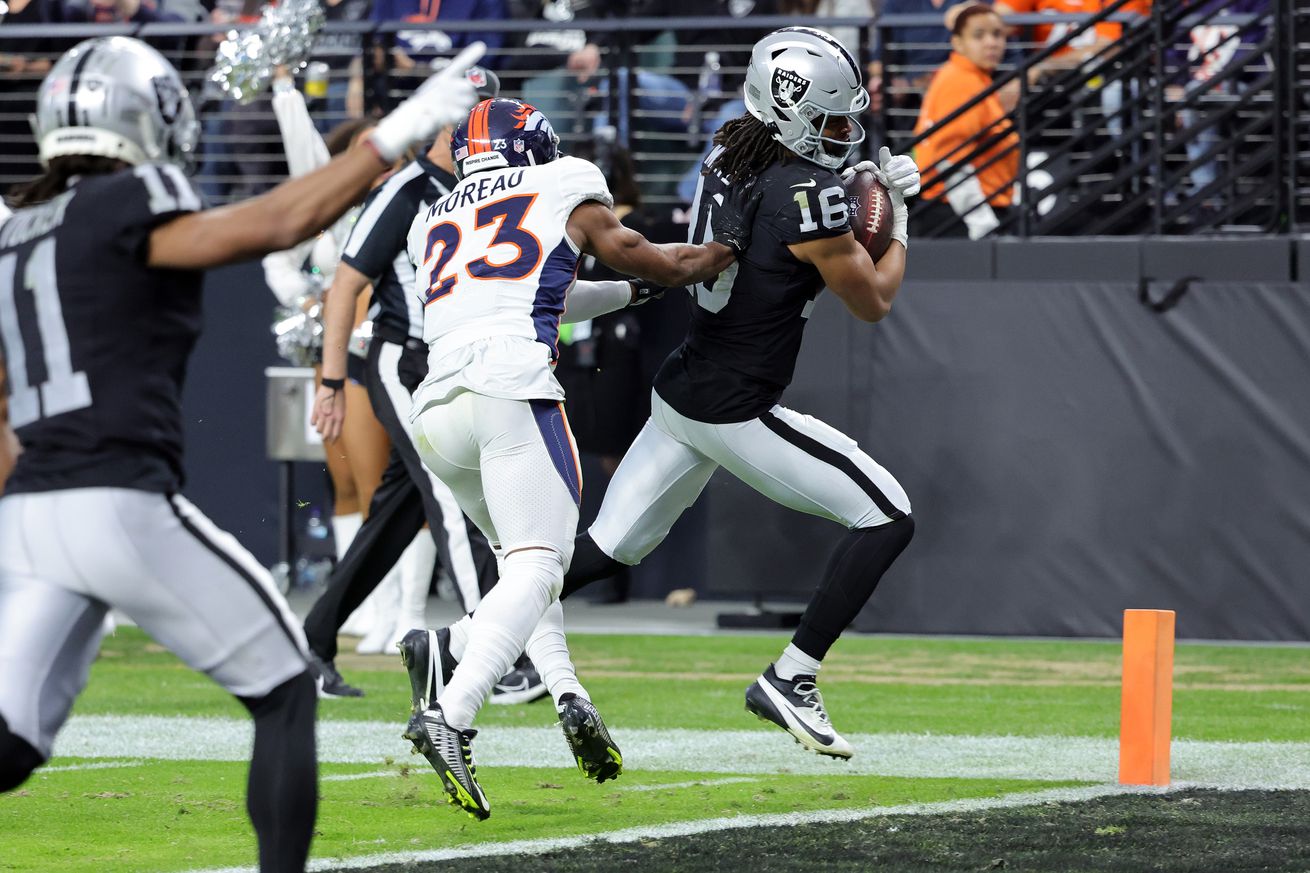 Instant Reaction: Broncos disappoint in season finale loss to Raiders
