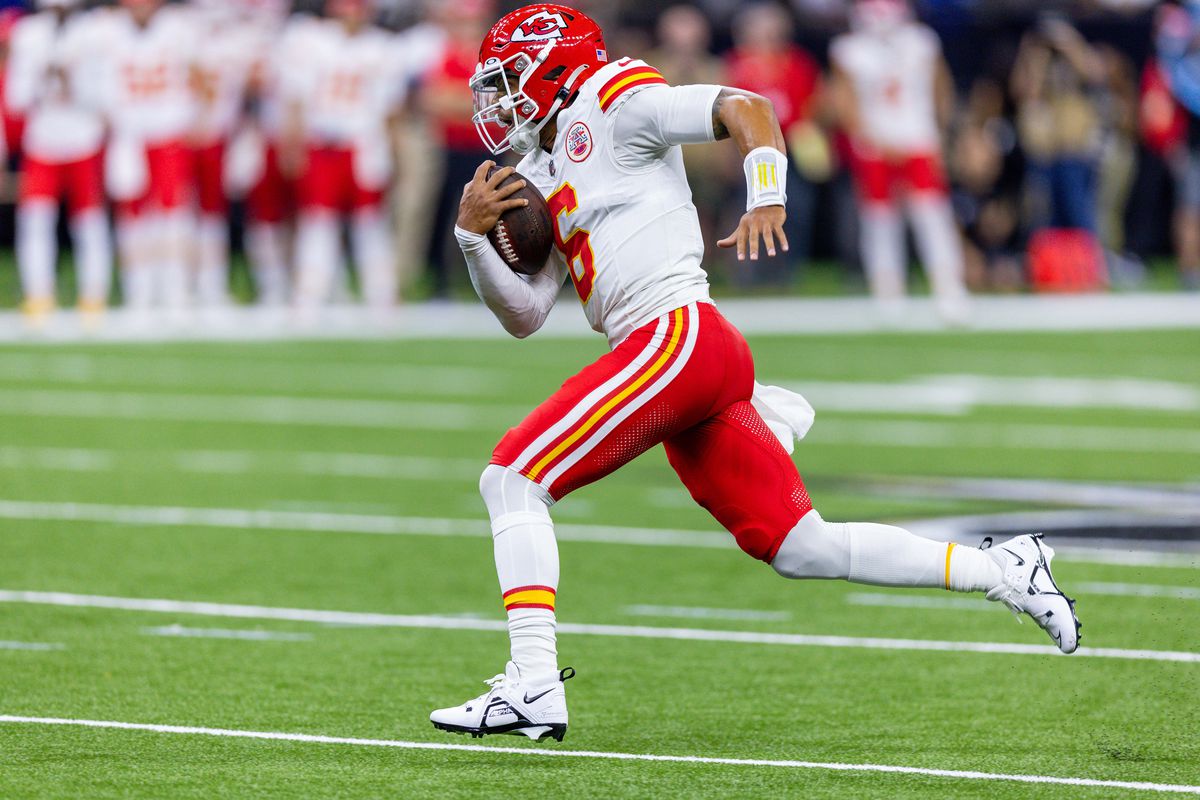 NFL preseason 2023: Which Chiefs, Cardinals players will play or not play  in Week 2? - DraftKings Network