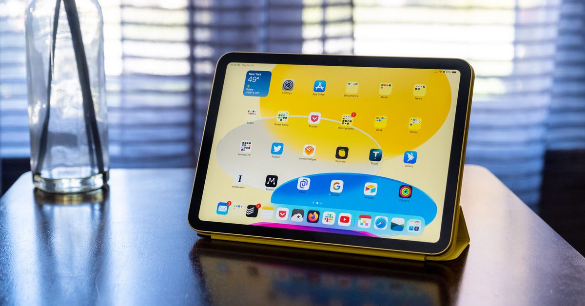 Apple iPad (10th gen) review: stuck in the middle