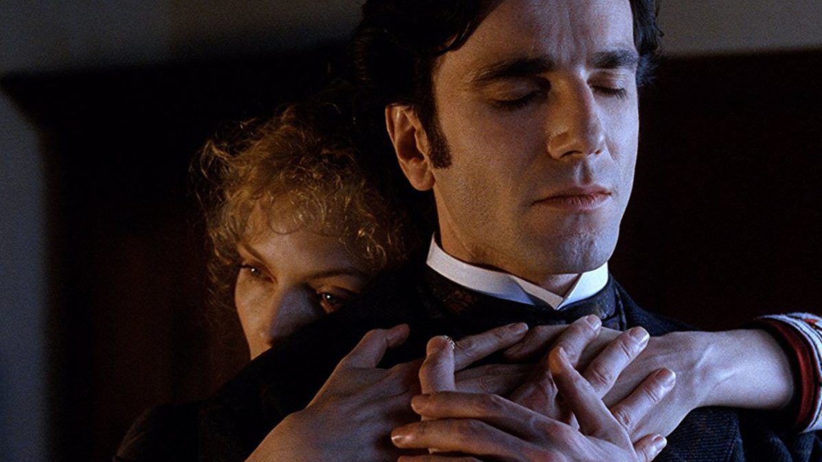 (L-R) Michelle Pfeiffer and Daniel Day-Lewis in The Age of Innocence.