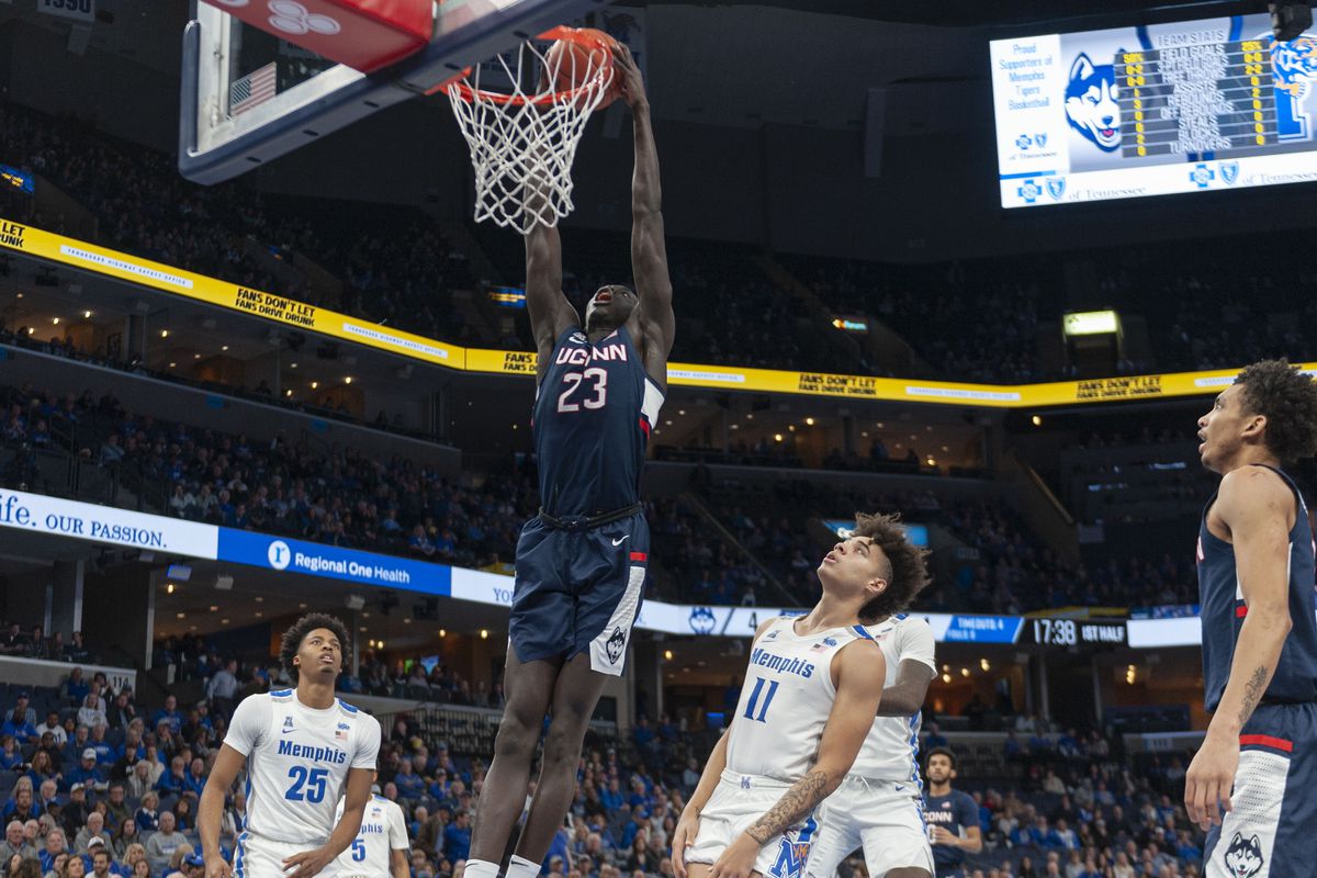 NCAA Basketball: Connecticut at Memphis