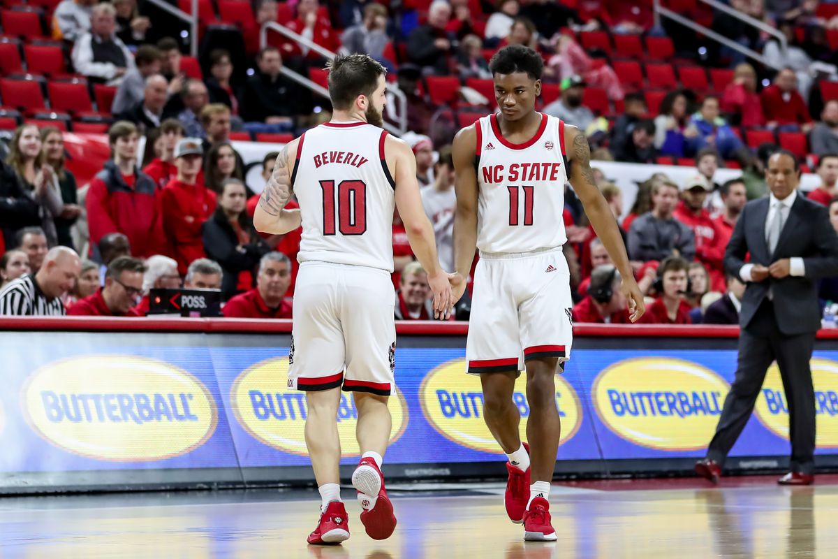 Nc State Shows Some Much Needed Fight In Rallying Past Notre Dame For 73 68 Win Backing The Pack