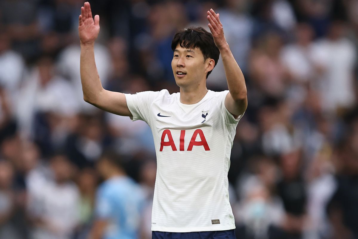 Son Heung-Min of Tottenham Hotspur celebrates following his team’s victory in the Premier League match between Tottenham Hotspur and Manchester City at Tottenham Hotspur Stadium on August 15, 2021 in London, England.