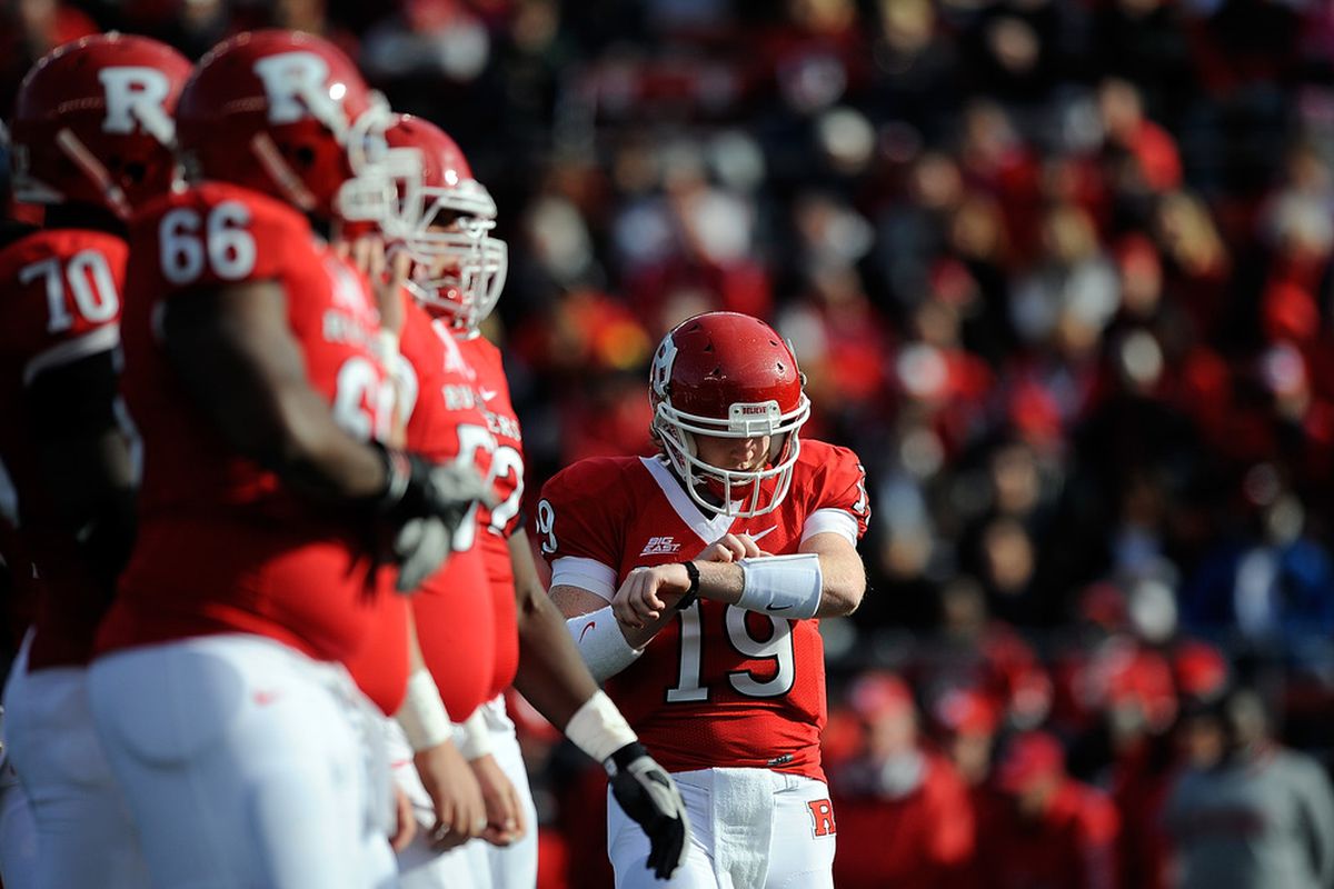 NEW BRUNSWICK, NJ - NOVEMBER 19:  Chas Dodd #19 of the Rutgers Scarlet Knights reacts between play against the Cincinnati Bearcats at Rutgers Stadium on November 19, 2011 in New Brunswick, New Jersey.  (Photo by Patrick McDermott/Getty Images)