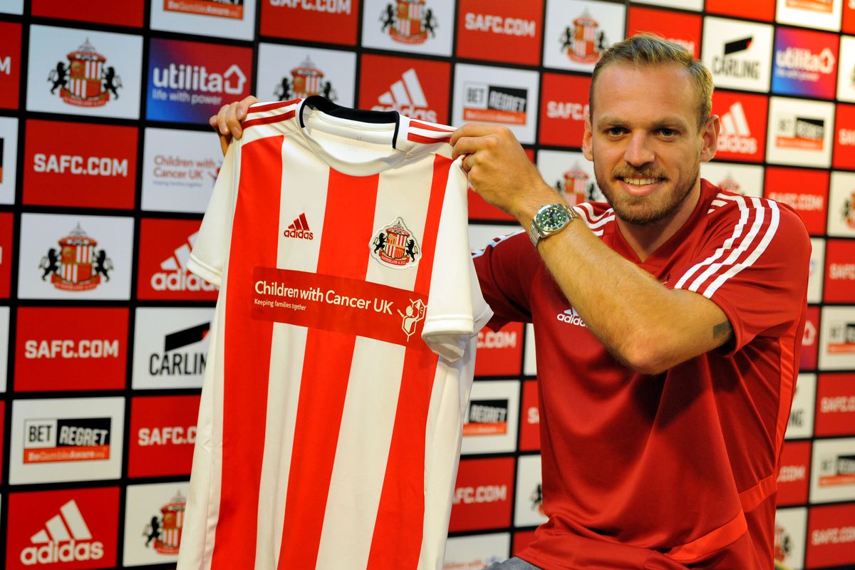 Sunderland Unveil New Signing Laurens De Bock