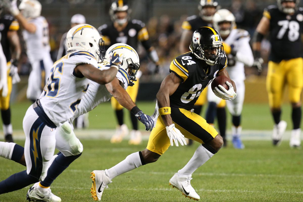 NFL: Los Angeles Chargers at Pittsburgh Steelers