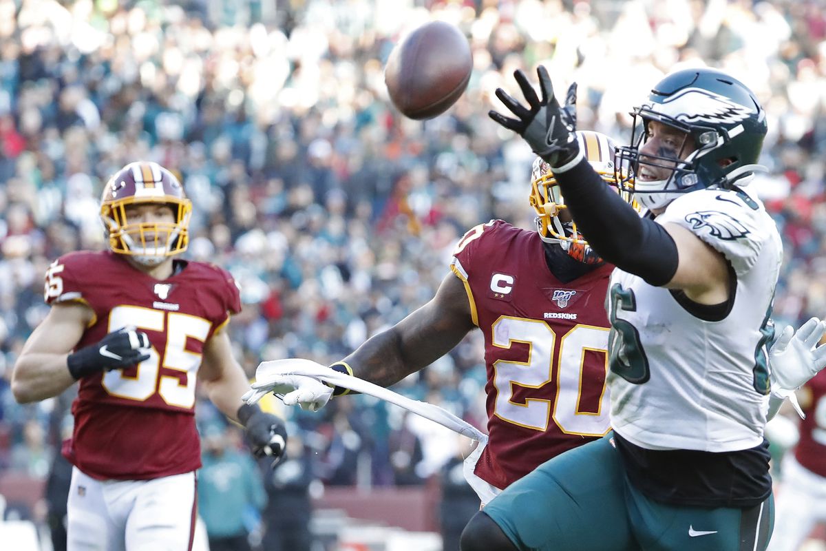 Philadelphia Eagles tight end Zach Ertz attempts to catch a pass in front of Washington Redskins strong safety Landon Collins in the third quarter at FedExField.&nbsp;