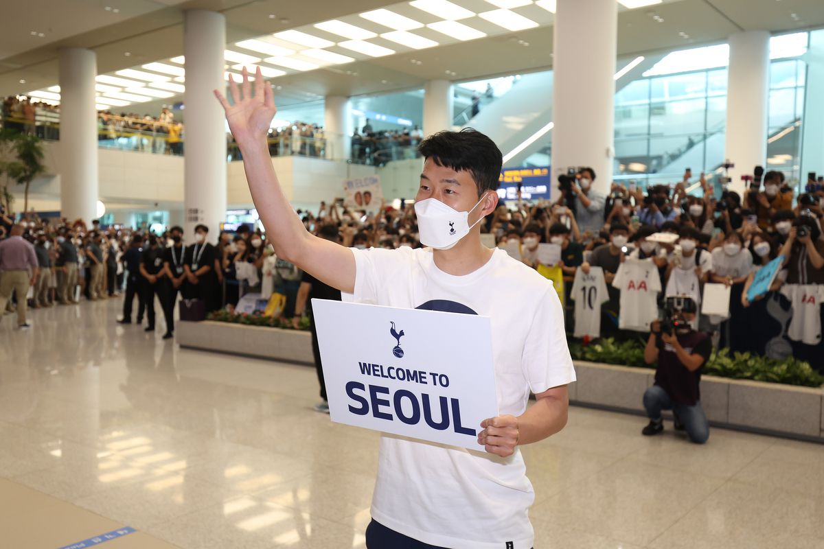 Tottenham Hotspur Squad Arrive In Seoul For South Korea Pre-Season Tour