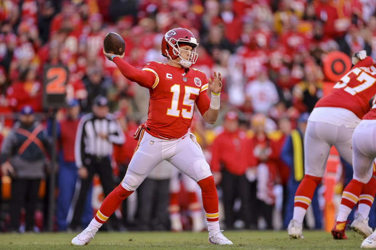 Patrick Mahomes #15 of the Kansas City Chiefs throws a pass during the first quarter of the AFC Championship Game against the Cincinnati Bengals at Arrowhead Stadium on January 30, 2022 in Kansas City, Missouri, United States.