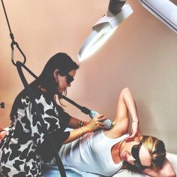 I had some time in between meetings, so I stopped by <b>Beam Laser Spa</b> to get a quick underarm touch-up (sorry if this is TMI)!  The specialists at Beam are among the best in the industry, and it doesn’t even hurt. I constantly preach getting laser ha