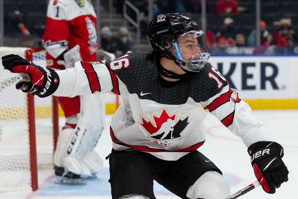 Czechia v Canada: Preliminary Round Group A - 2022 IIHF World Junior Championship