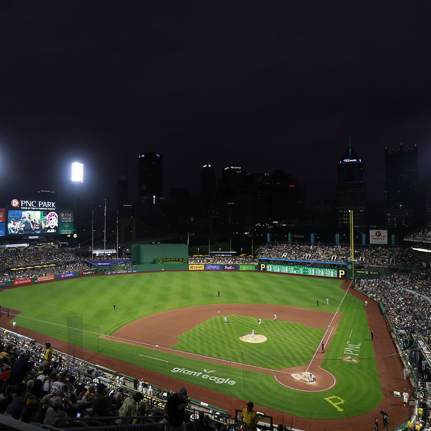 pittsburgh pirates tickets giant eagle