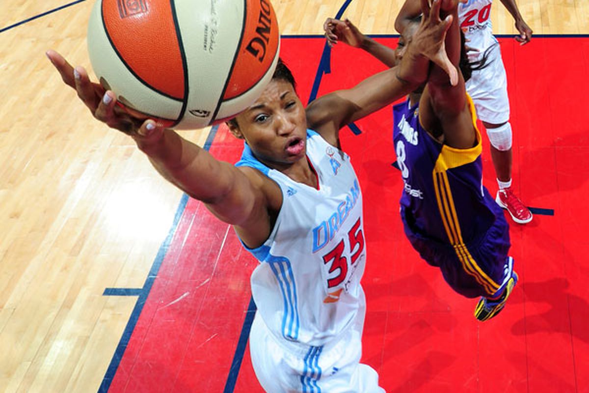Angel Mccoughtry against the Los Angeles Sparks