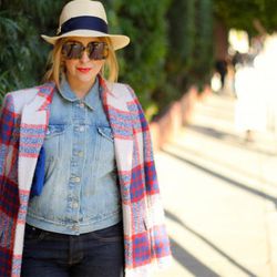 Plaid is in for spring; SF blogger <a href="http://www.katwalksf.com/">Kathleen Ensign</a> in her Zara checked coat