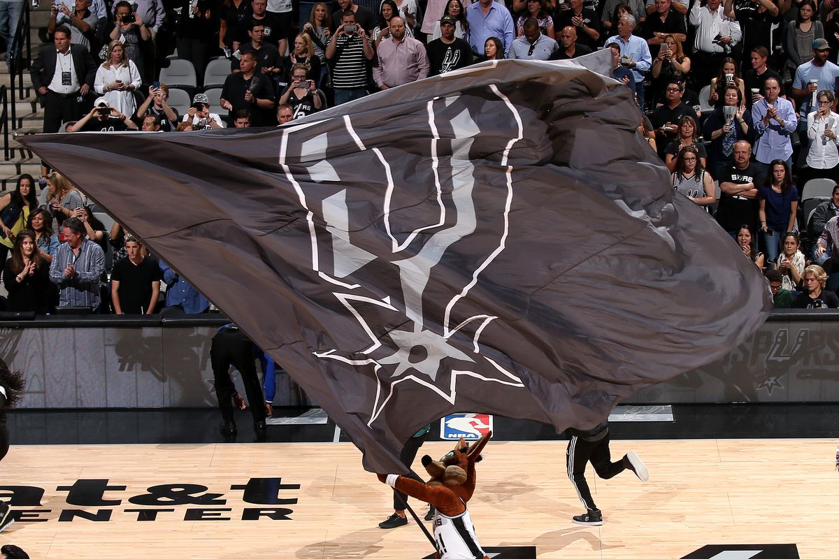 Memphis Grizzlies v San Antonio Spurs - Game Two