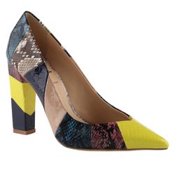 <a href="http://www.aldoshoes.com/us/women/shoes/high-heels/94236785-pravda/17&flagid=s13rise?cm_mmc=OnlAdv-_-Harpers_US-_-Bazaar_Shop-_-PRAVDA-17">Pravda in Navy</a> $155