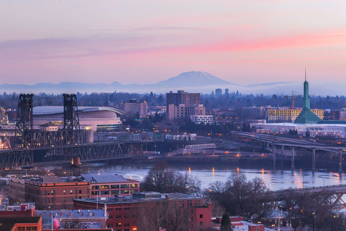 A picture of Portland taken from the West Side, looking onto the Willamette and East Portland