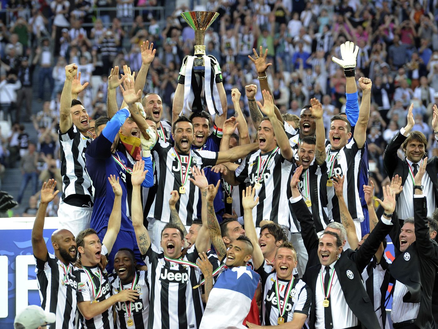 Juventus 2012-13 Season In Review: Position-by-position player ratings -  Black & White & Read All Over