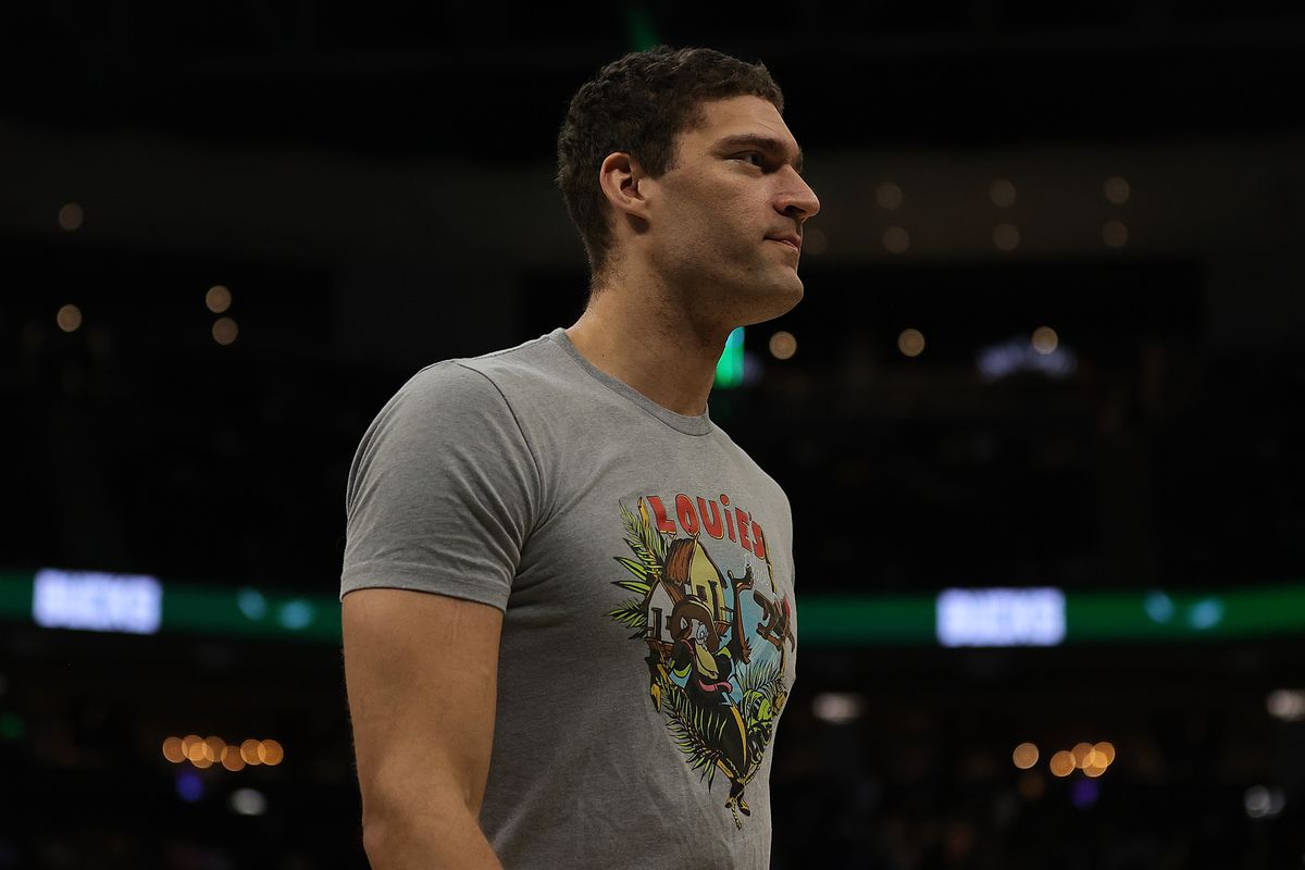Brook Lopez #11 of the Milwaukee Bucks walks to the bench prior to a game against the Los Angeles Lakers at Fiserv Forum on November 17, 2021 in Milwaukee, Wisconsin.