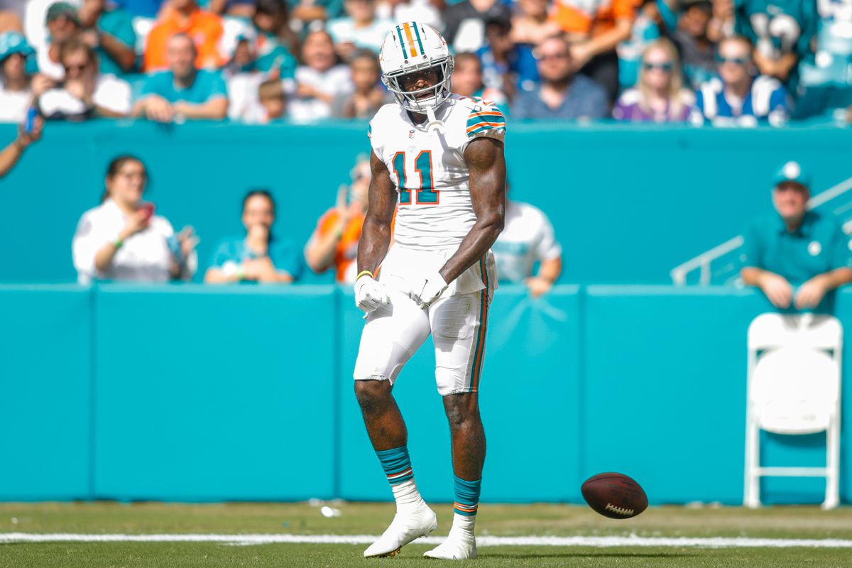 Miami Dolphins wide receiver DeVante Parker (11) reacts after making a catch against the Indianapolis Colts during the fourth quarter of the game at Hard Rock Stadium.&nbsp;