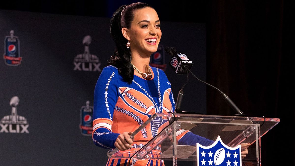 Katy Perry Super Bowl orange blue