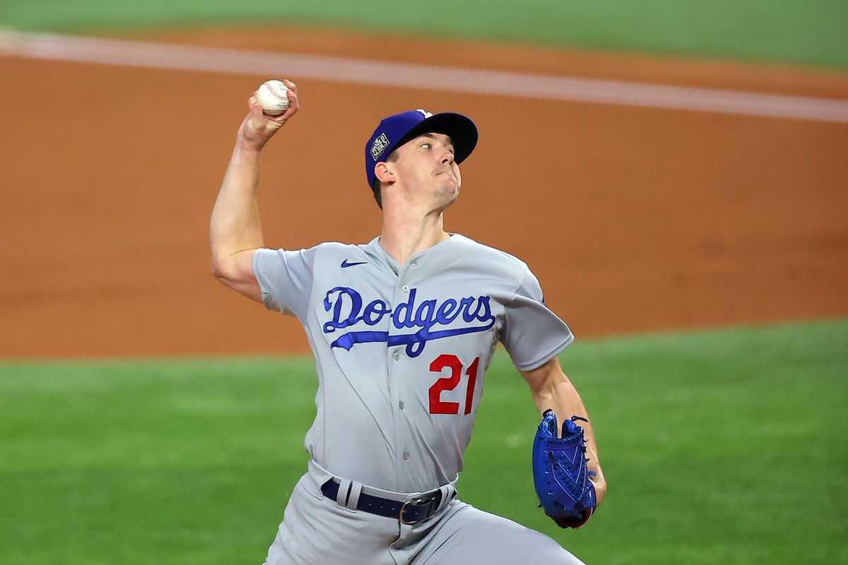 World Series - Los Angeles Dodgers v Tampa Bay Rays - Game Three