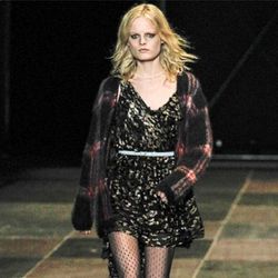 And then Hedi Slimane showed his couture grunge look and people were like <a href="http://instagram.com/p/WcusB0xVKn/">WTF</a>. 