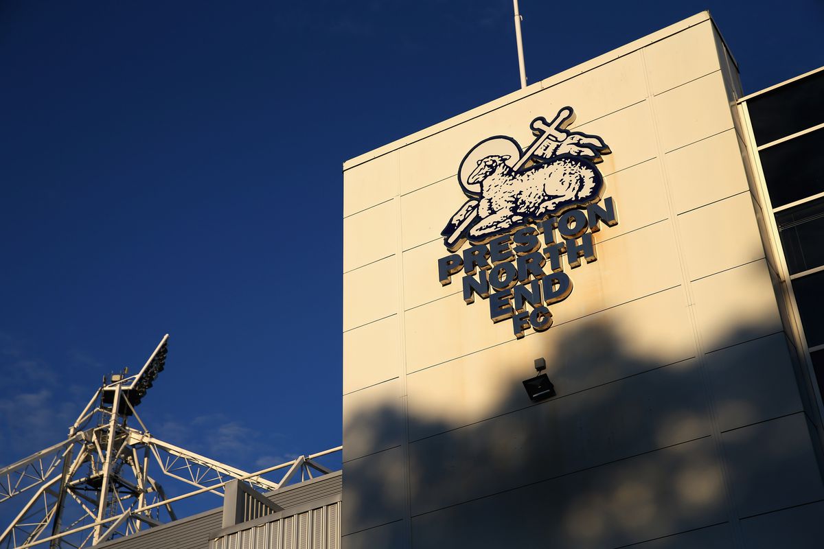 The sun sets on another LUFC campaign in the Championship today at Deepdale.