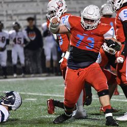 Kenwood’s Jackson Charlton-Perrin (73) gets pumped up after sacking Payton’s quarterback, Friday 10-19-18. Worsom Robinson/For Sun-Times8