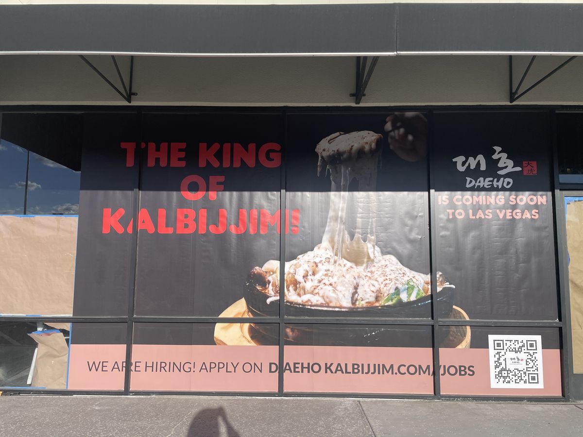 A sign at the new Daeho Kalbijjim Las Vegas