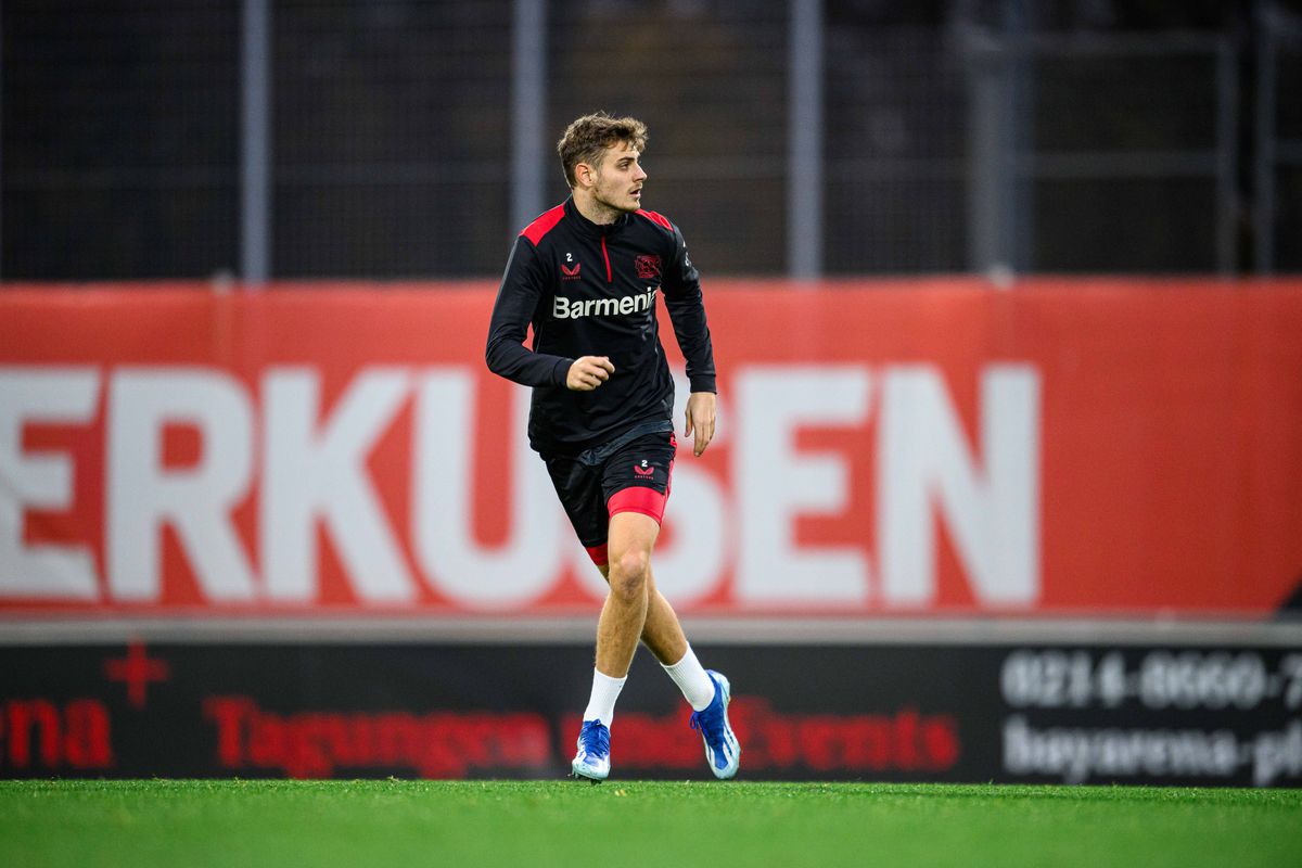 Bayer 04 Leverkusen Training Session
