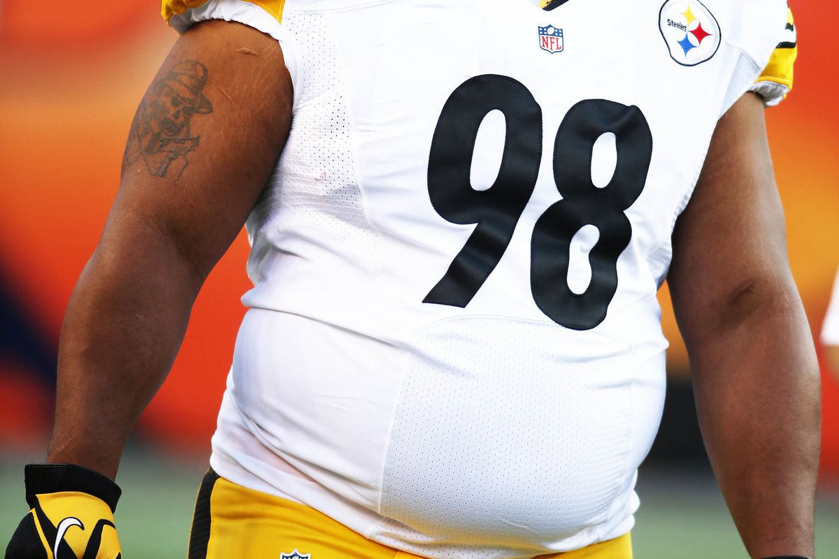September 9, 2012; Denver, CO, USA; Pittsburgh Steelers nose tackle Casey Hampton (98) before the game against the Denver Broncos at Sports Authority Field at Mile High.  The Broncos won 31-19.  Mandatory Credit: Chris Humphreys-US PRESSWIRE